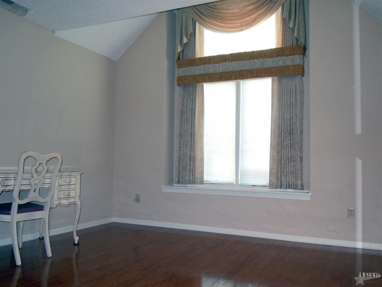 5017 Woodmark Ct, Fort Wayne, IN 46815 photo 9
