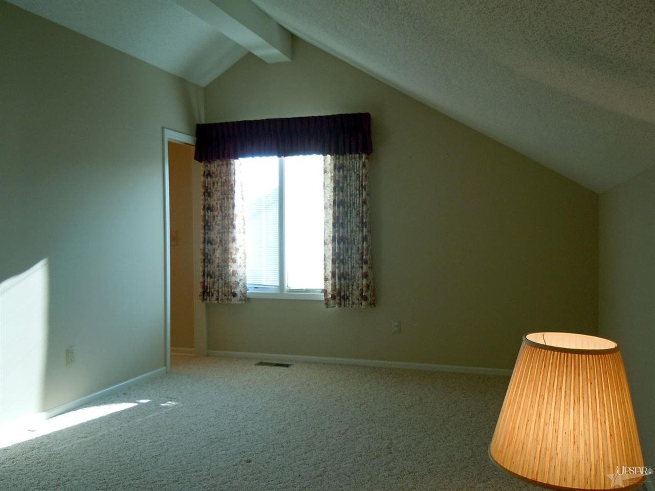 5017 Woodmark Ct, Fort Wayne, IN 46815 photo 14