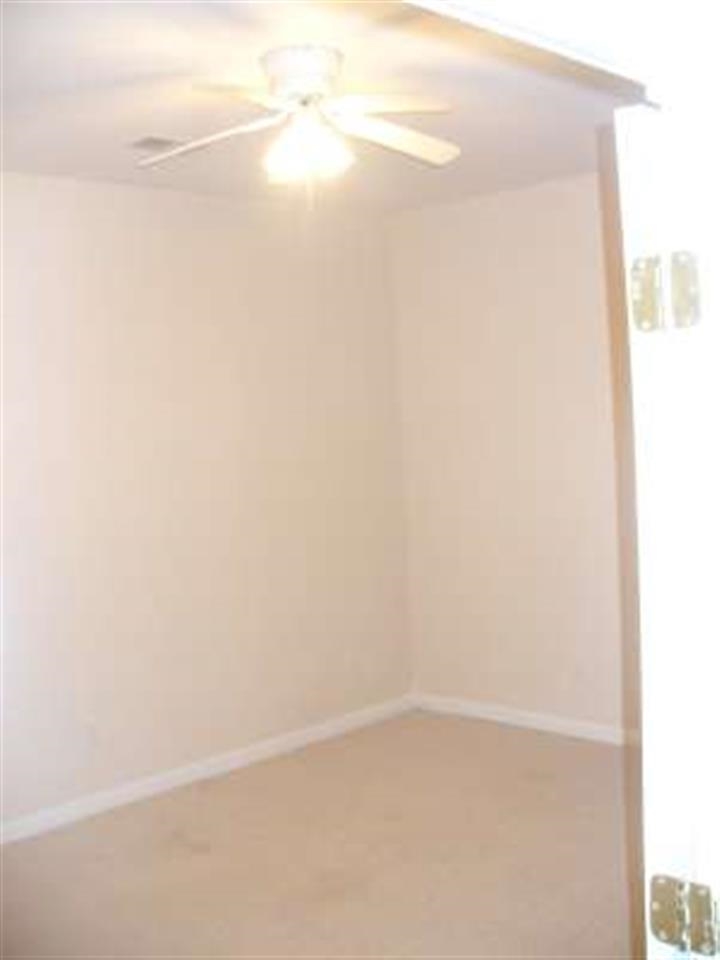 8210 S Ketcham Rd, Bloomington, IN 47403 photo 12