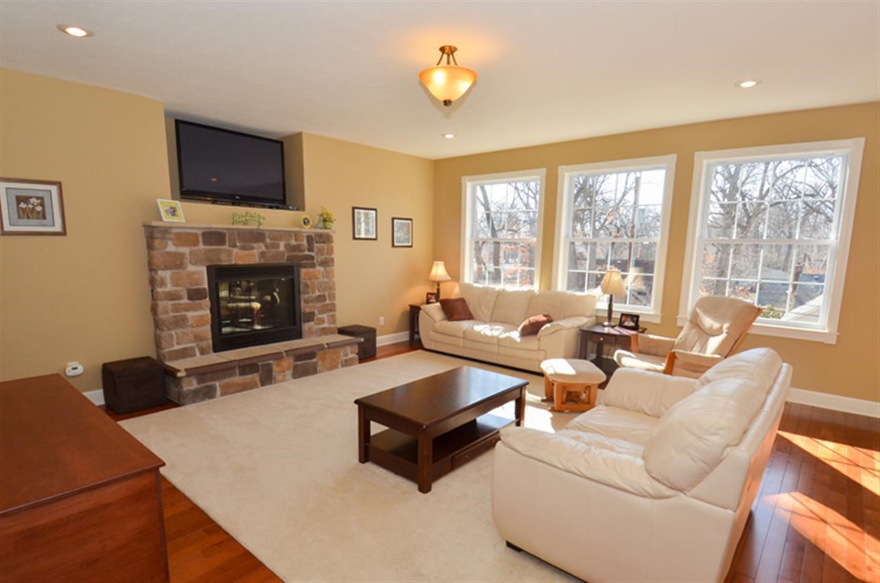 1235 Oak Ridge Dr, South Bend, IN 46617 photo 4