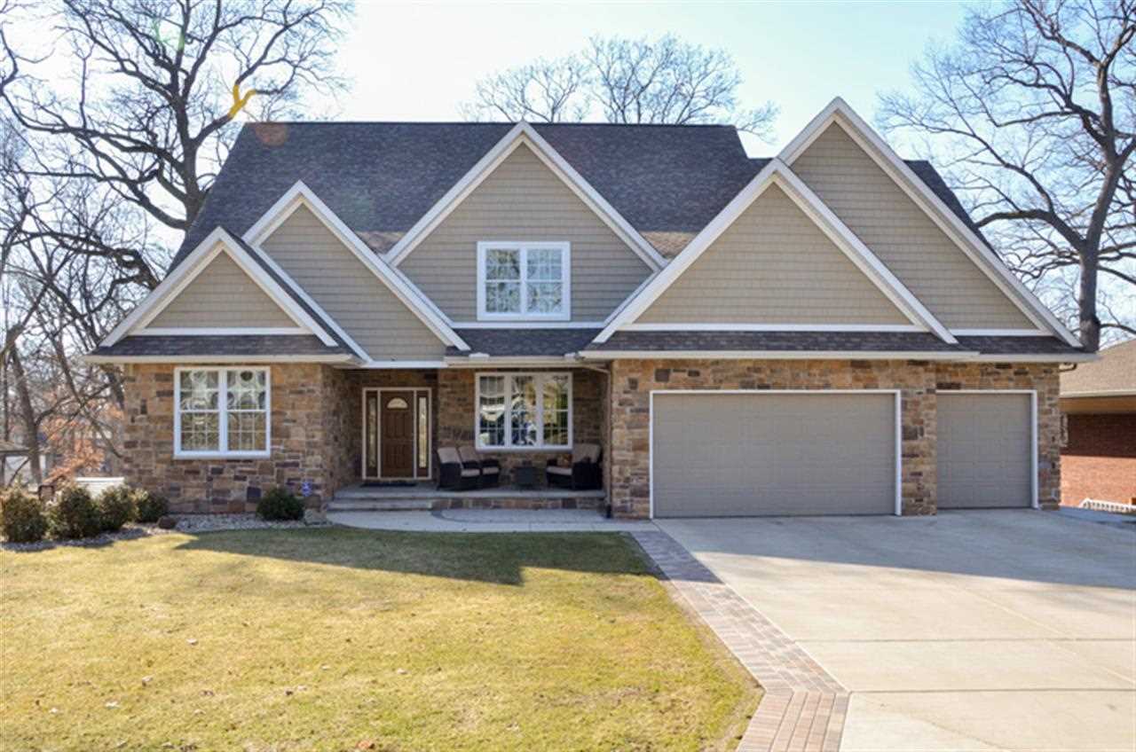 1235 Oak Ridge Dr, South Bend, IN 46617 photo 1