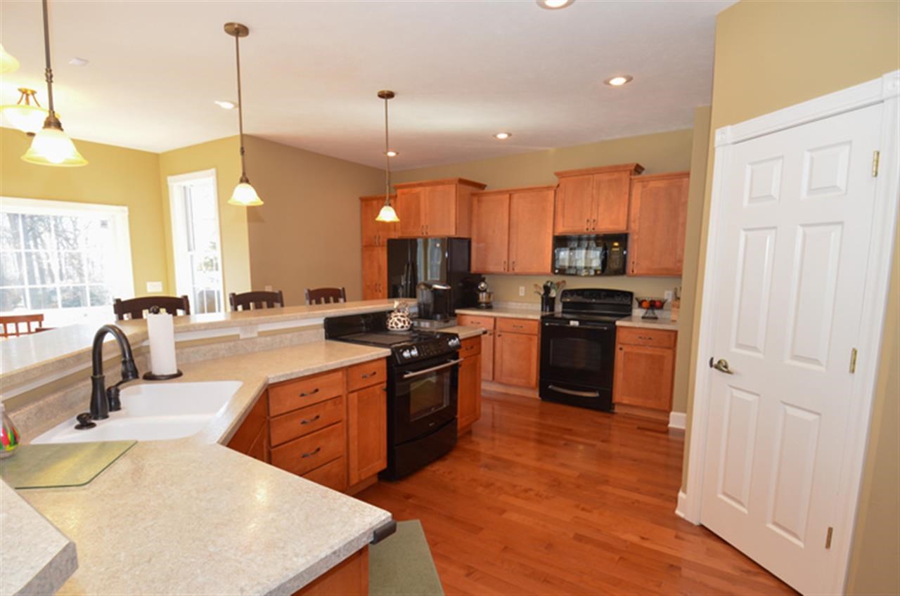 1235 Oak Ridge Dr, South Bend, IN 46617 photo 9
