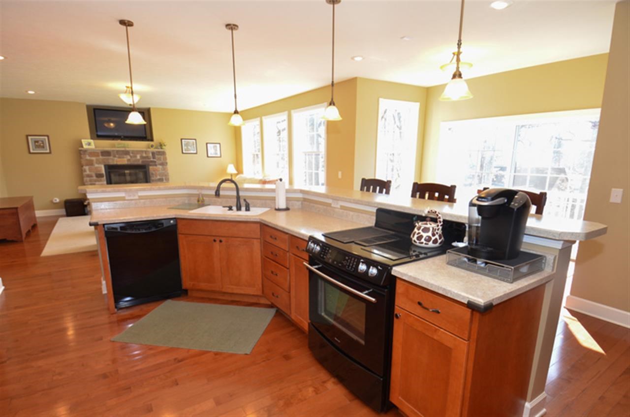 1235 Oak Ridge Dr, South Bend, IN 46617 photo 3