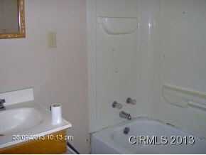 219 N G St, Marion, IN 46952 photo 8
