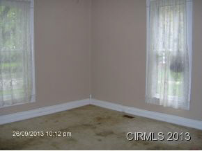 219 N G St, Marion, IN 46952 photo 3