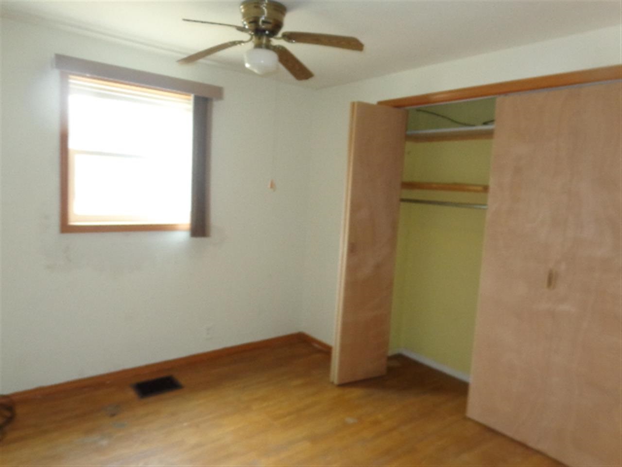 902 Amhurst Ave, South Bend, IN 46614 photo 5