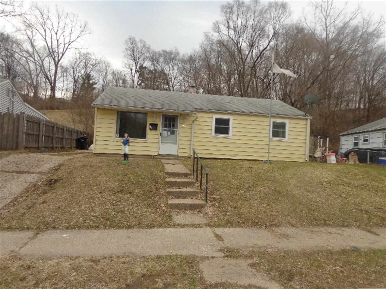 902 Amhurst Ave, South Bend, IN 46614 photo 1