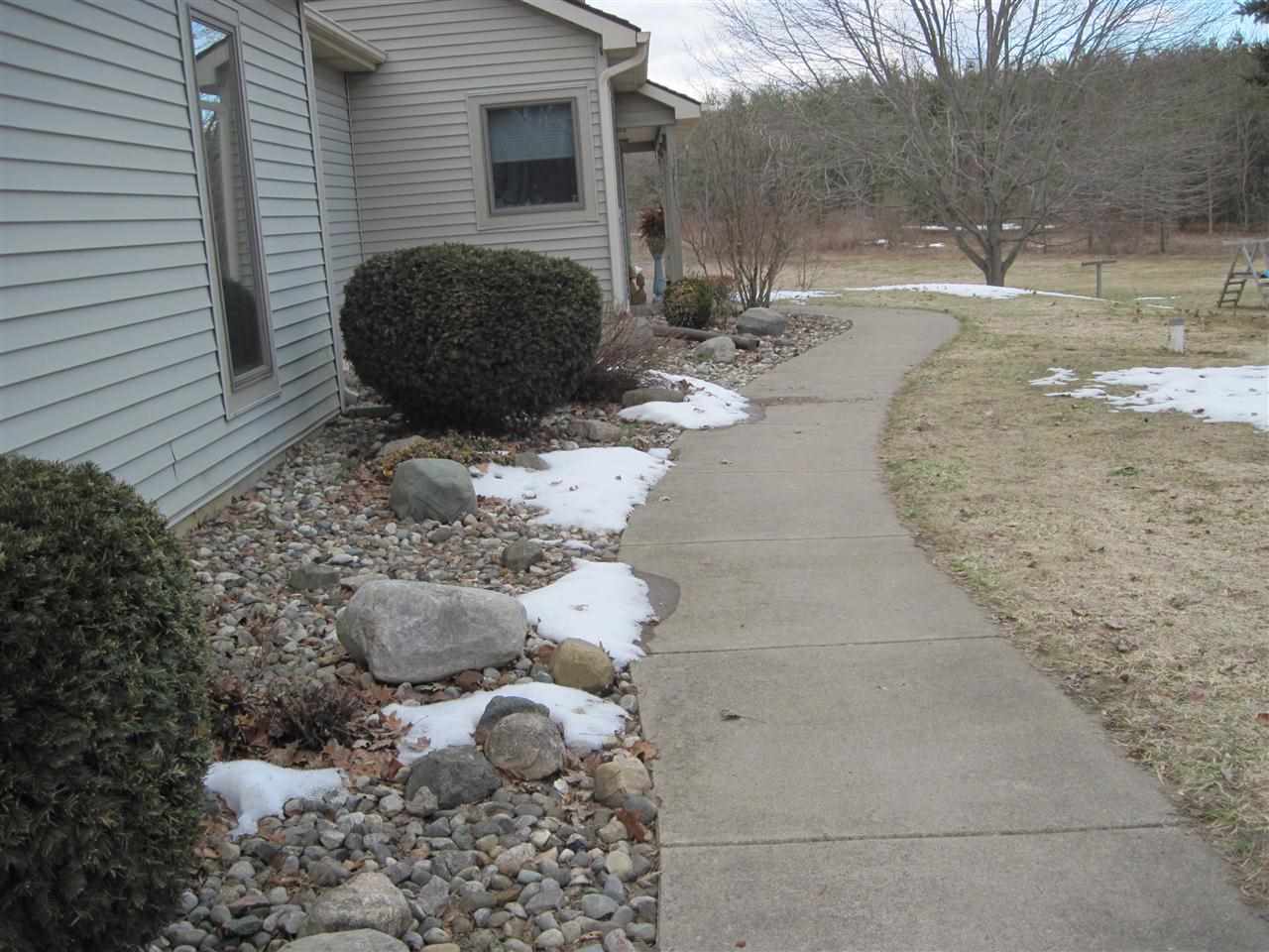 2231 N 700 E, Avilla, IN 46710 photo 3