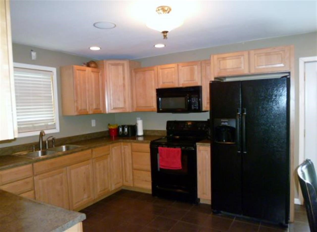 307 E Stephenson St, Marion, IN 46952 photo 7