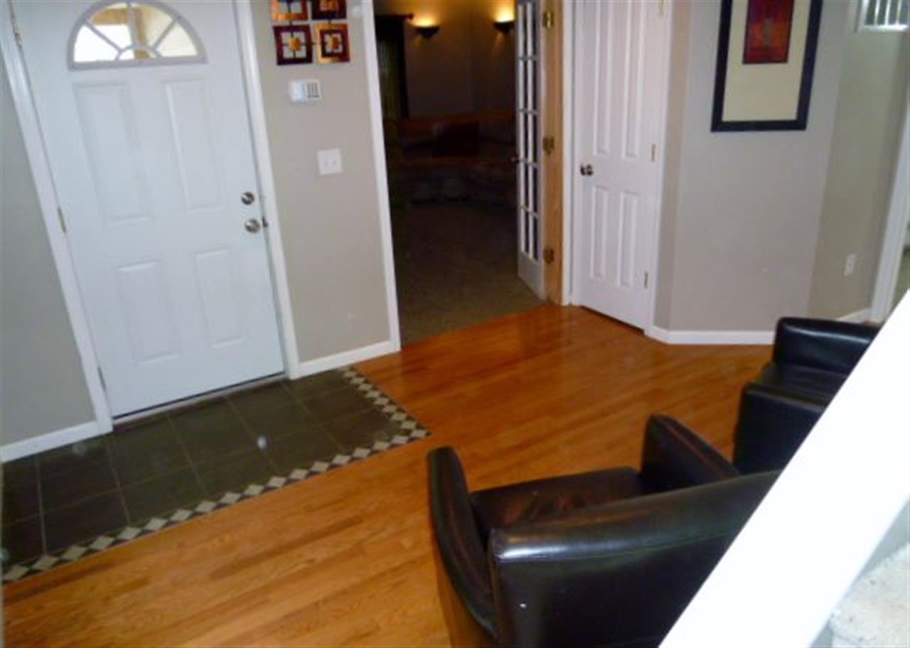 307 E Stephenson St, Marion, IN 46952 photo 2