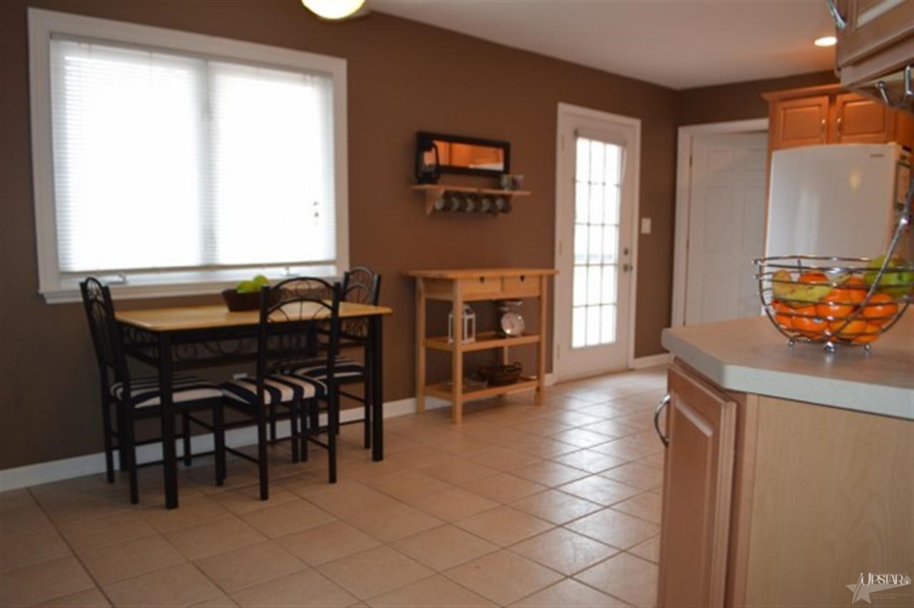 7121 Saint Joe Center Rd, Fort Wayne, IN 46835 photo 4