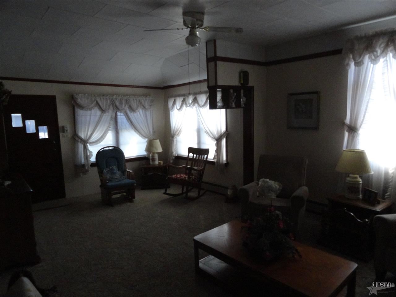 324 Jackson St, Huntington, IN 46750 photo 4