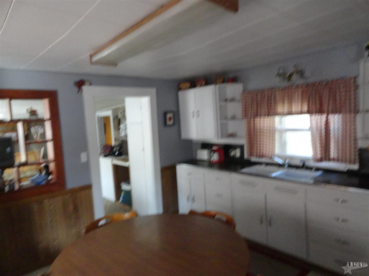 324 Jackson St, Huntington, IN 46750 photo 7