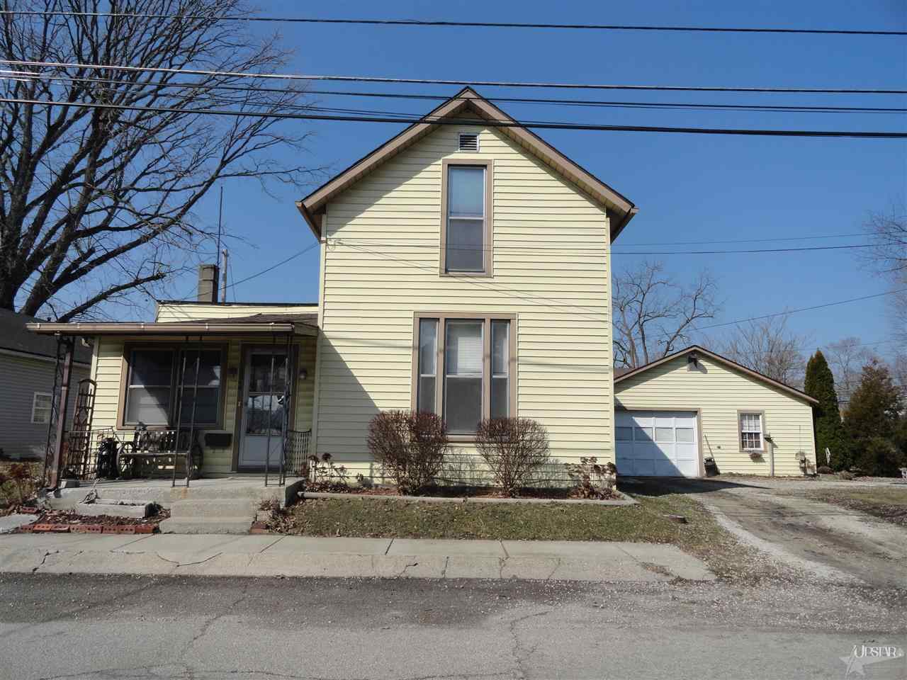 324 Jackson St, Huntington, IN 46750 photo 1