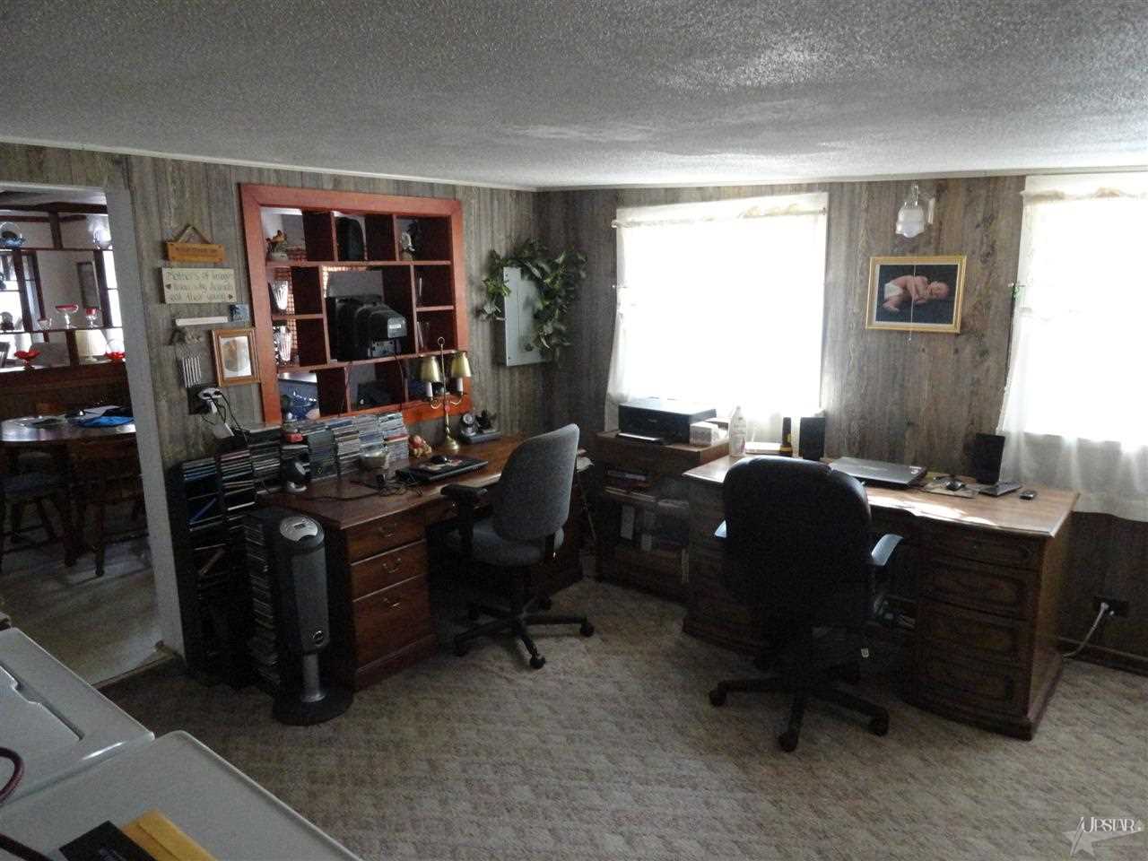 324 Jackson St, Huntington, IN 46750 photo 9