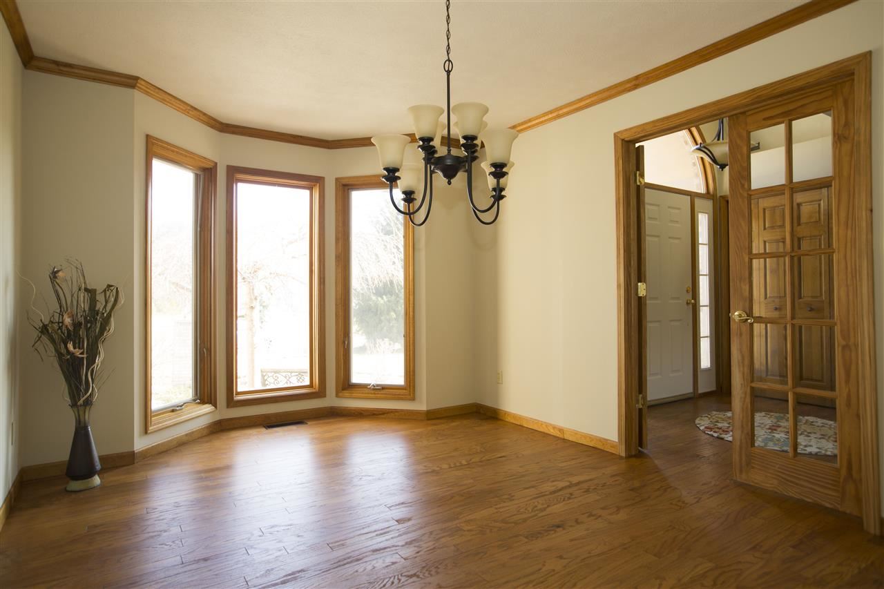 12234 Covered Wagon Ct, Granger, IN 46530 photo 10