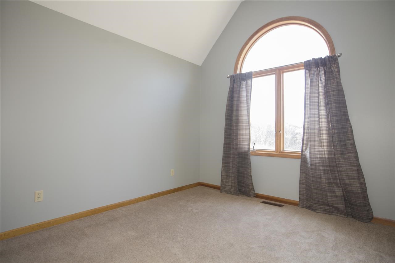12234 Covered Wagon Ct, Granger, IN 46530 photo 11