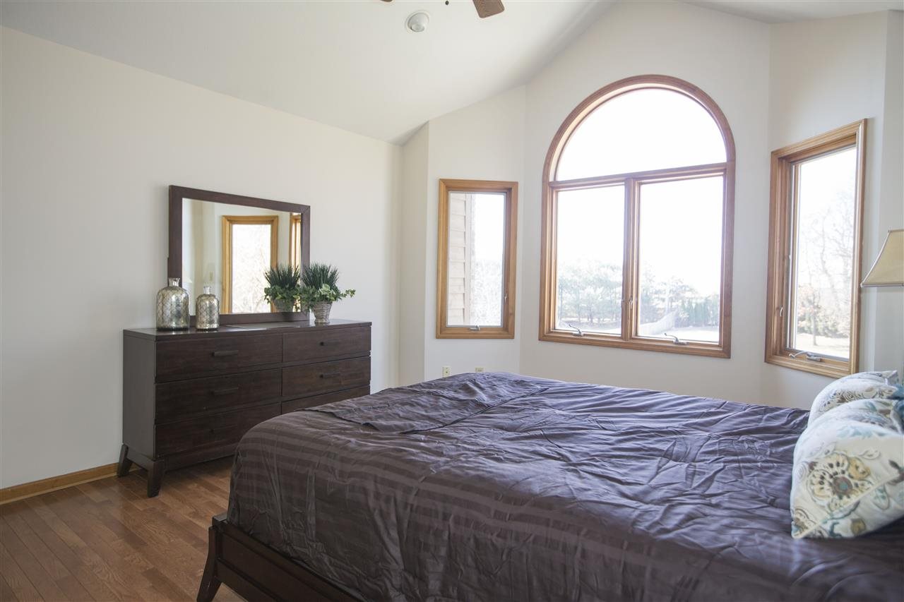 12234 Covered Wagon Ct, Granger, IN 46530 photo 21