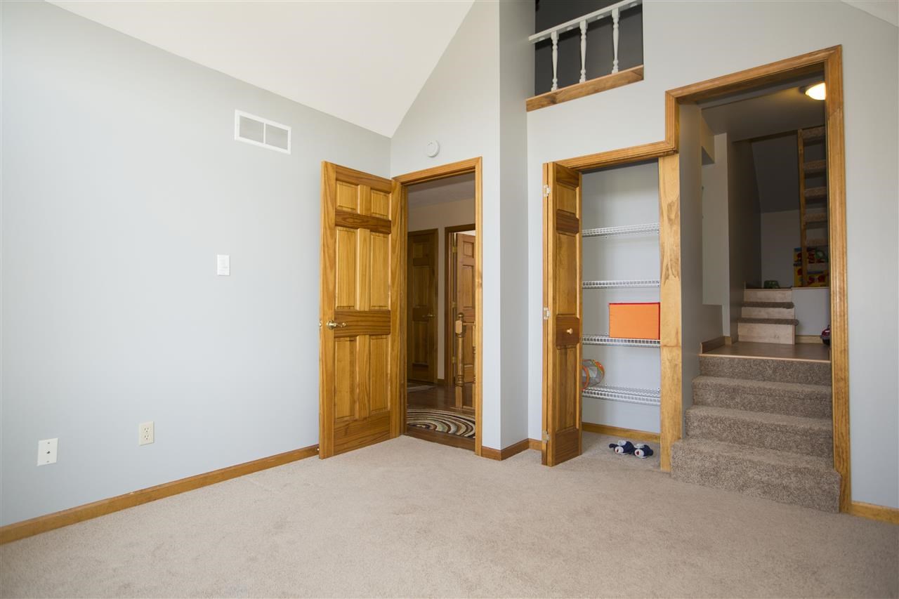 12234 Covered Wagon Ct, Granger, IN 46530 photo 12