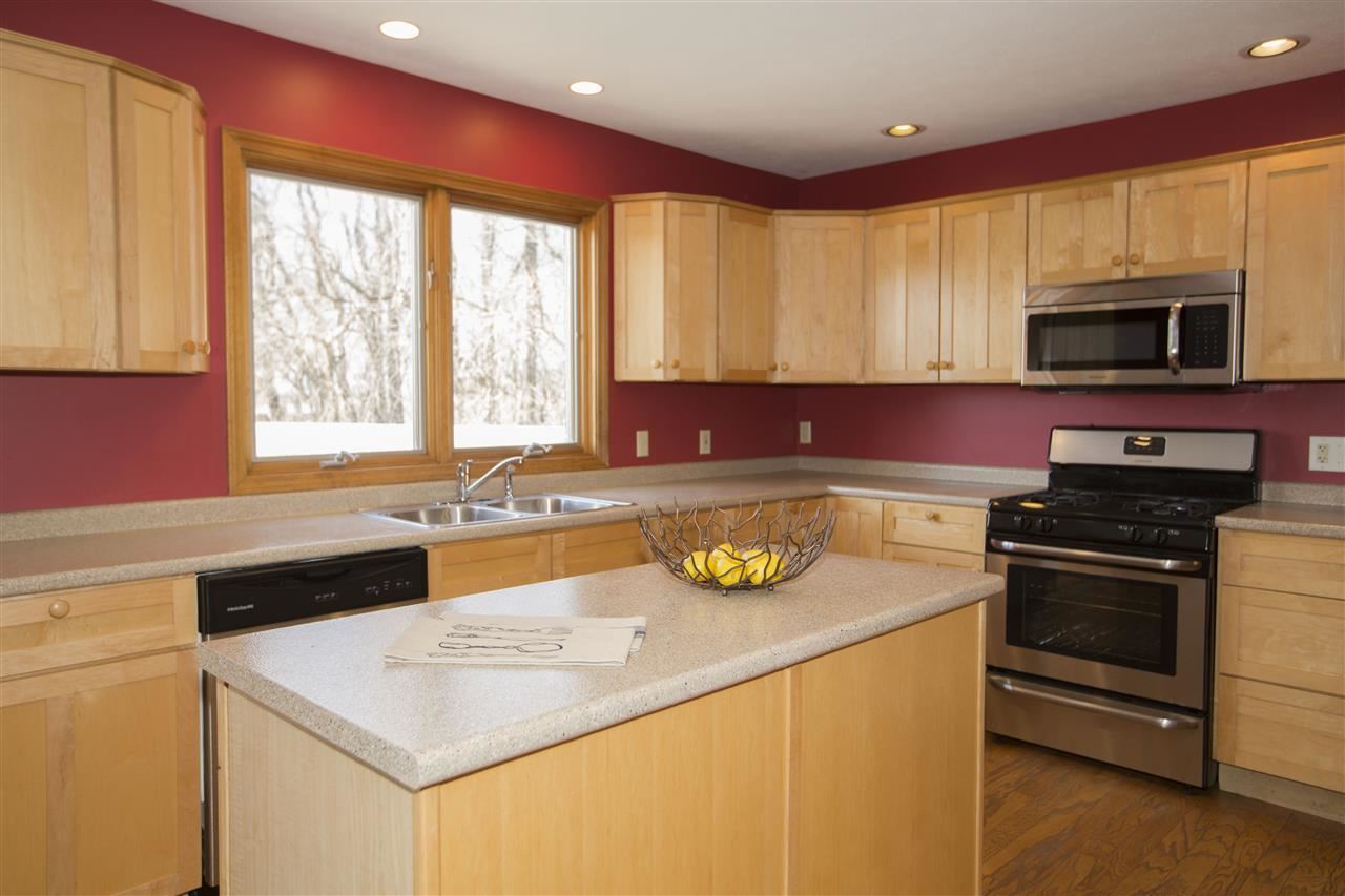 12234 Covered Wagon Ct, Granger, IN 46530 photo 5