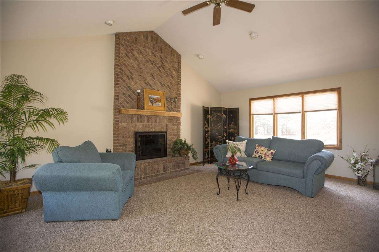 12234 Covered Wagon Ct, Granger, IN 46530 photo 9