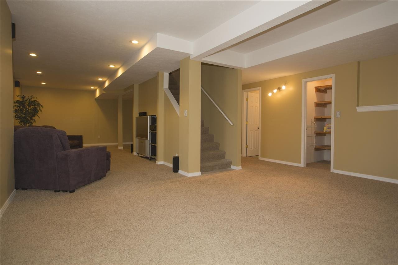 12234 Covered Wagon Ct, Granger, IN 46530 photo 27