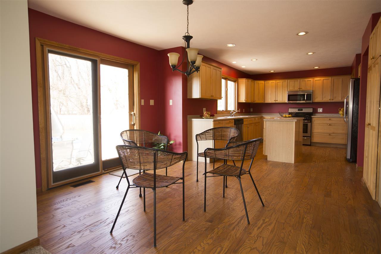 12234 Covered Wagon Ct, Granger, IN 46530 photo 4