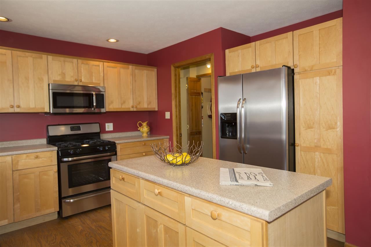 12234 Covered Wagon Ct, Granger, IN 46530 photo 6