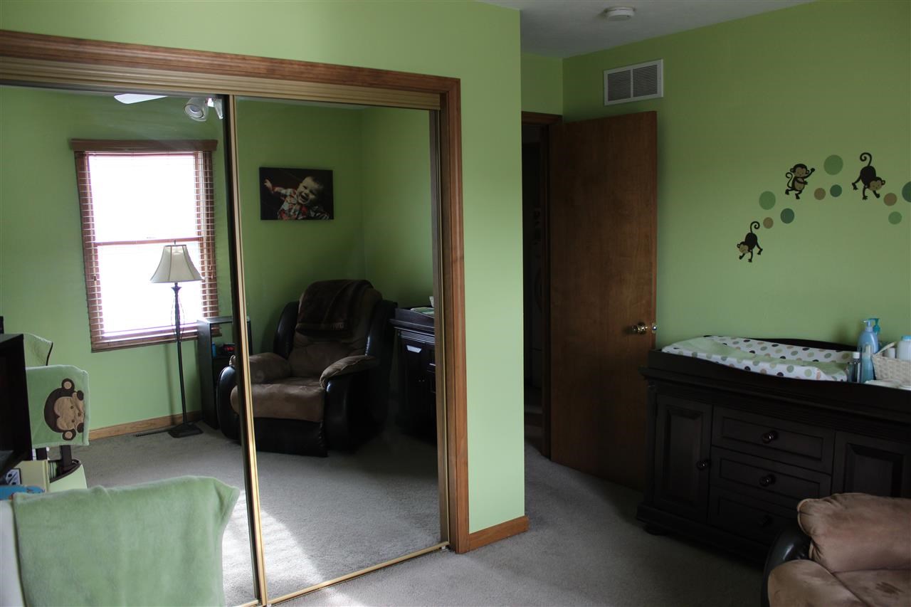 617 Heritage Dr, Middlebury, IN 46540 photo 11