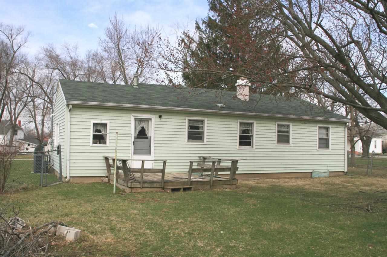 518 Shea St, Wabash, IN 46992 photo 3