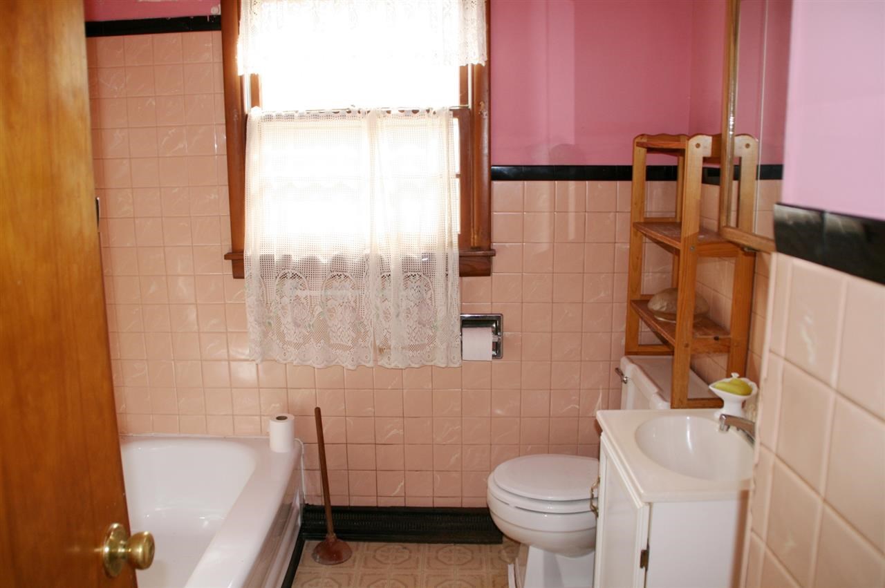 518 Shea St, Wabash, IN 46992 photo 14