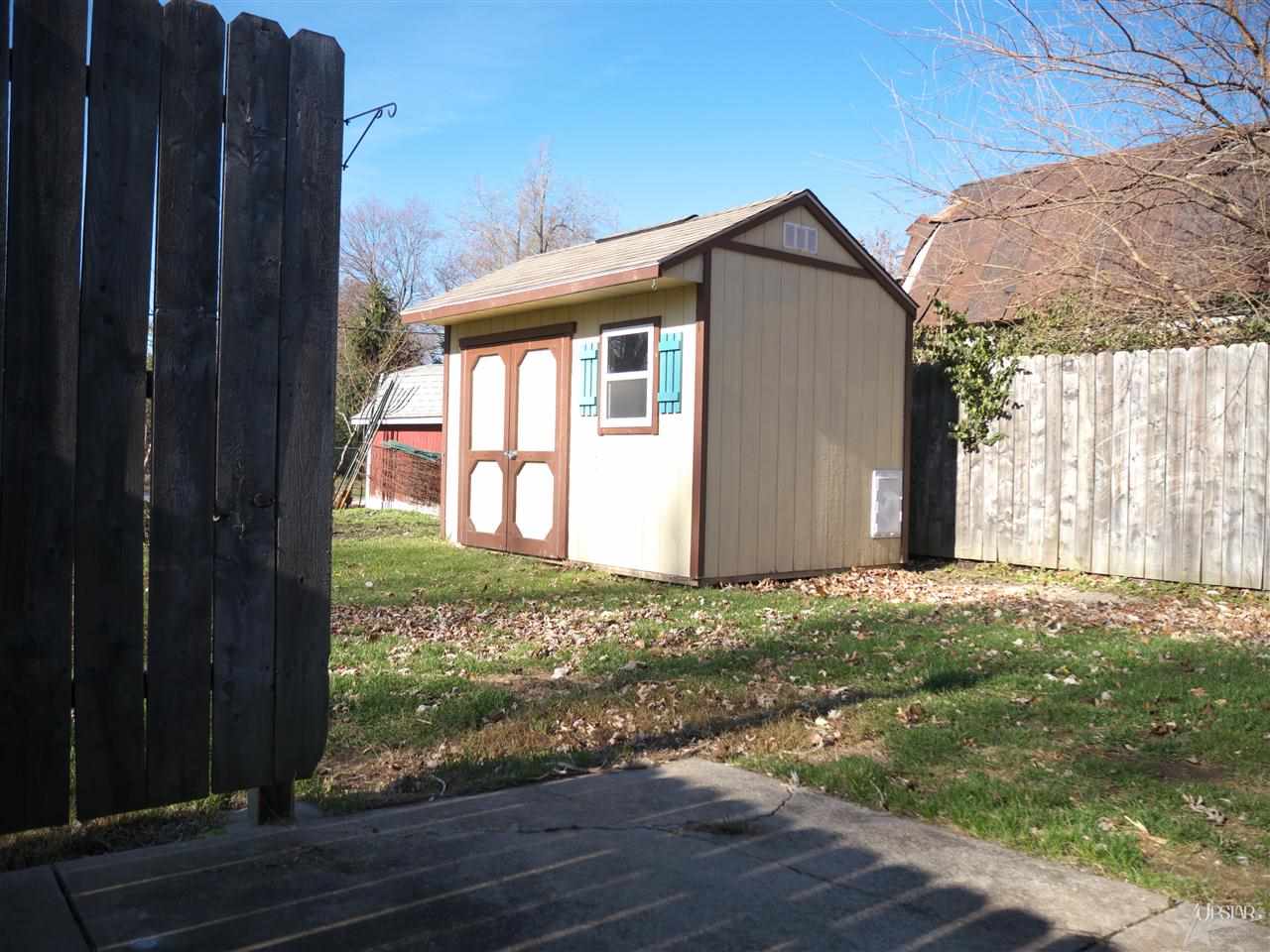 13615 Indiana St, Grabill, IN 46741 photo 11