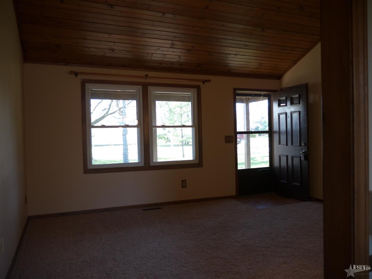 13615 Indiana St, Grabill, IN 46741 photo 6