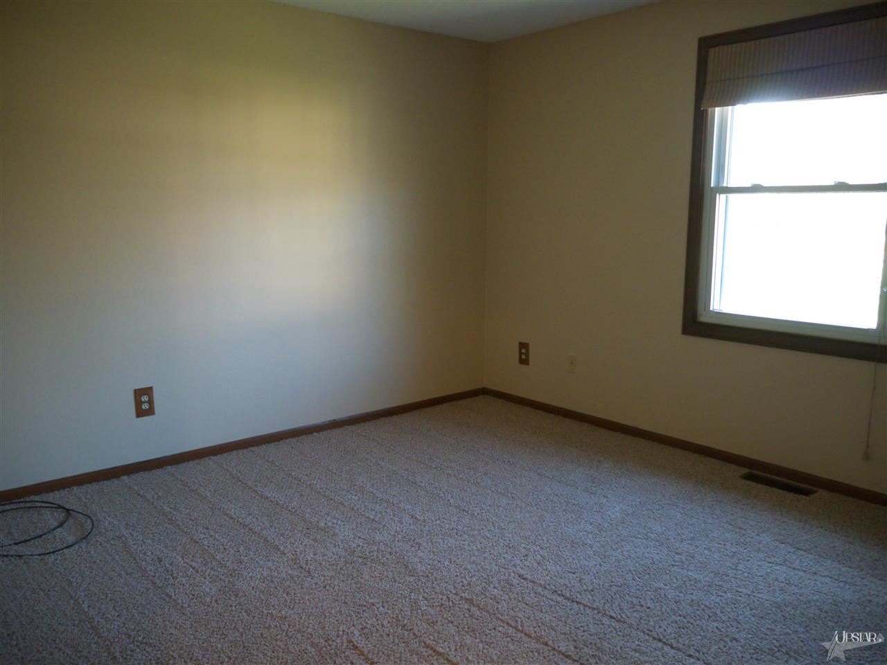 13615 Indiana St, Grabill, IN 46741 photo 20
