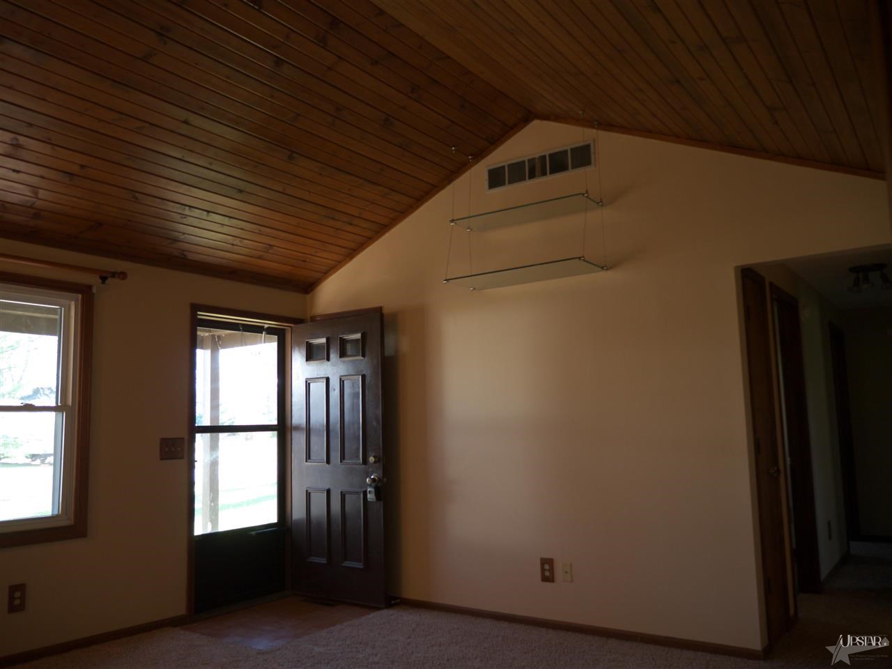 13615 Indiana St, Grabill, IN 46741 photo 4