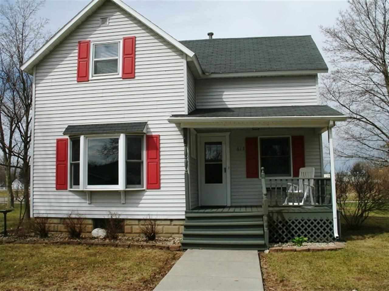 613 N Riverside Blvd, Goshen, IN 46528 photo 1