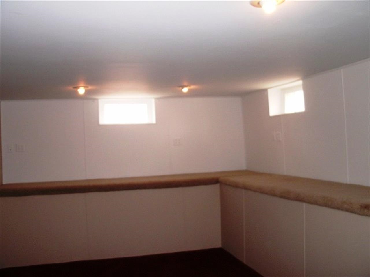 613 N Riverside Blvd, Goshen, IN 46528 photo 9