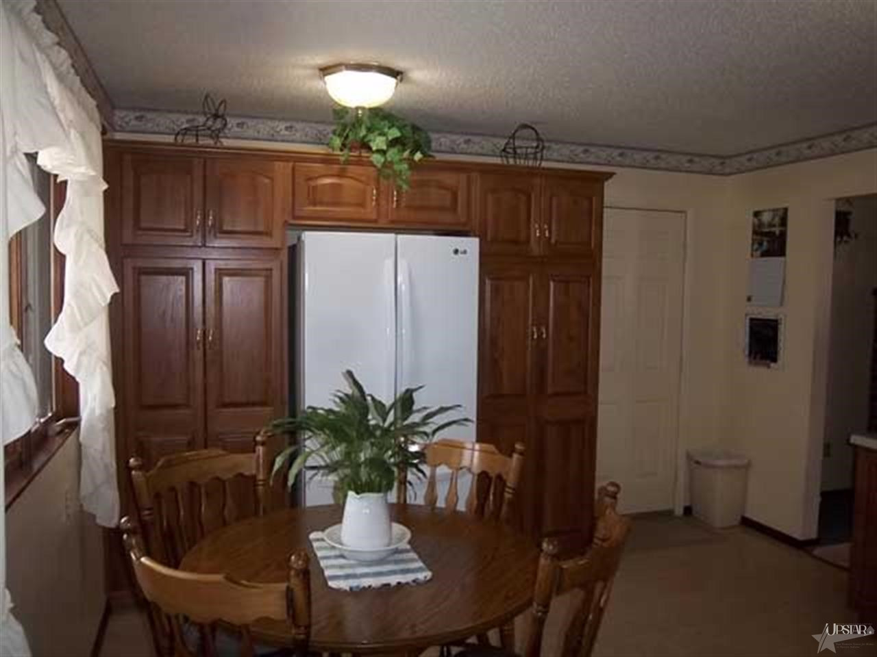 2317 Maplewood Rd, Fort Wayne, IN 46819 photo 6