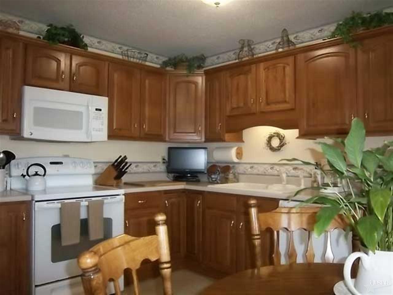 2317 Maplewood Rd, Fort Wayne, IN 46819 photo 4