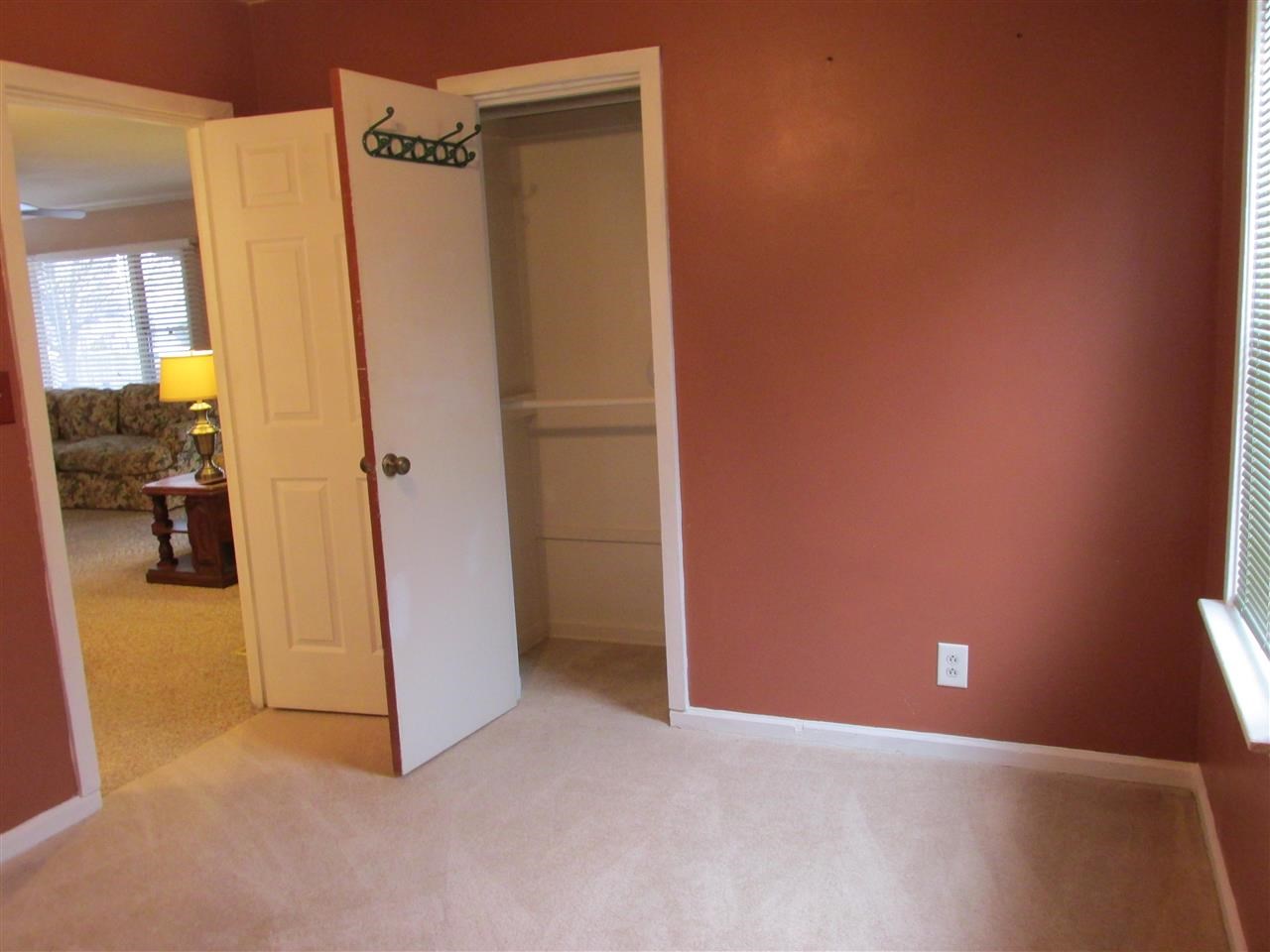 1516 S Saint James Blvd, Evansville, IN 47714 photo 17