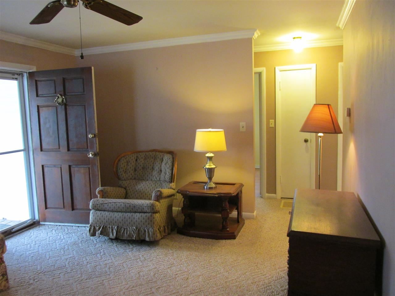 1516 S Saint James Blvd, Evansville, IN 47714 photo 6