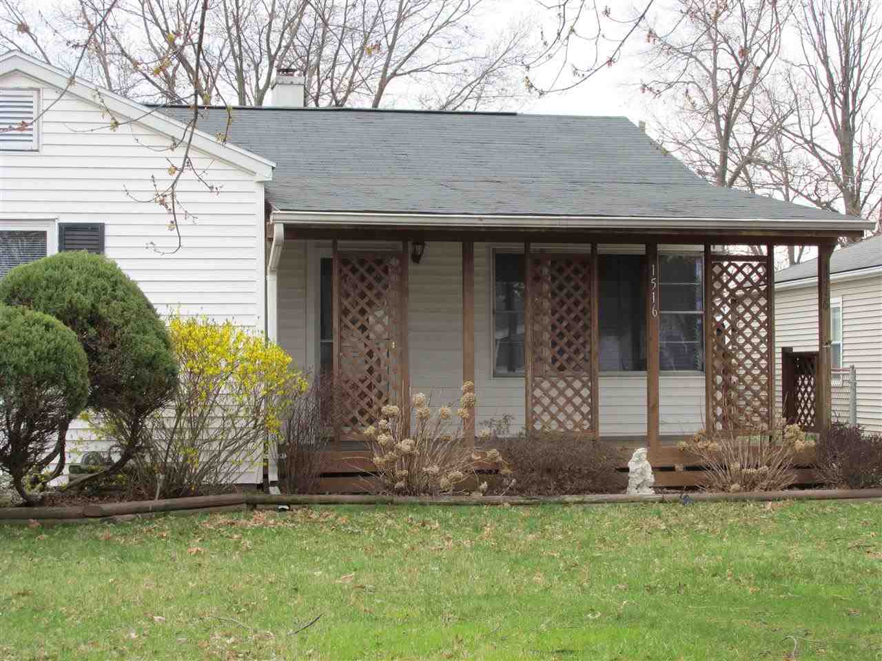 1516 S Saint James Blvd, Evansville, IN 47714 photo 1