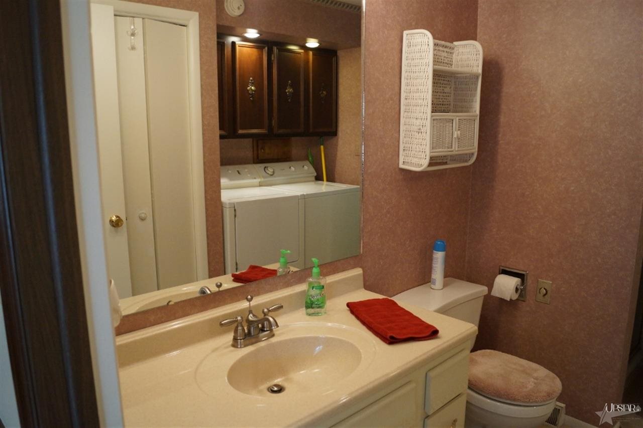 1236 Stuckistrasse, Berne, IN 46711 photo 16