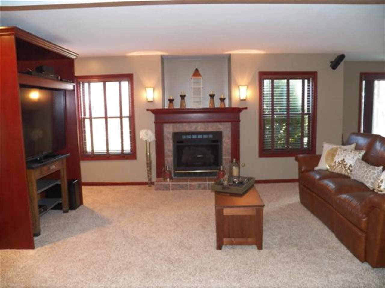 611 Wayne St, Middlebury, IN 46540 photo 10