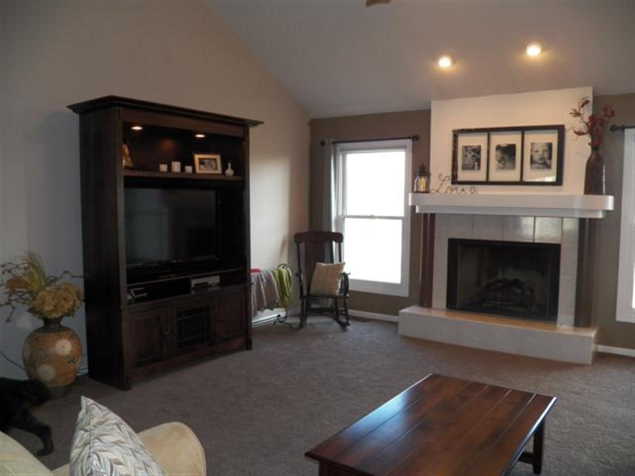 611 Wayne St, Middlebury, IN 46540 photo 7