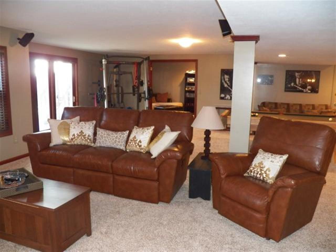 611 Wayne St, Middlebury, IN 46540 photo 9
