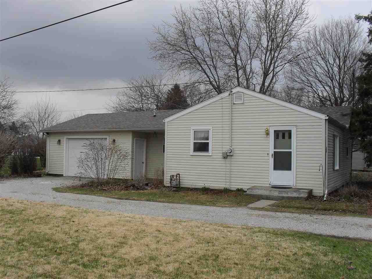 211 S Wayne St, Flora, IN 46929 photo 1