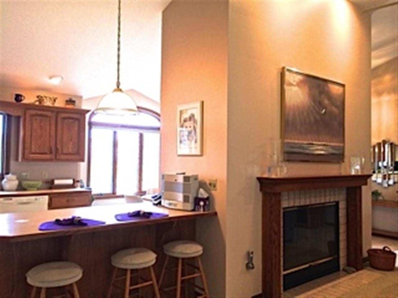 4615 E Country Cove Dr, Syracuse, IN 46567 photo 6
