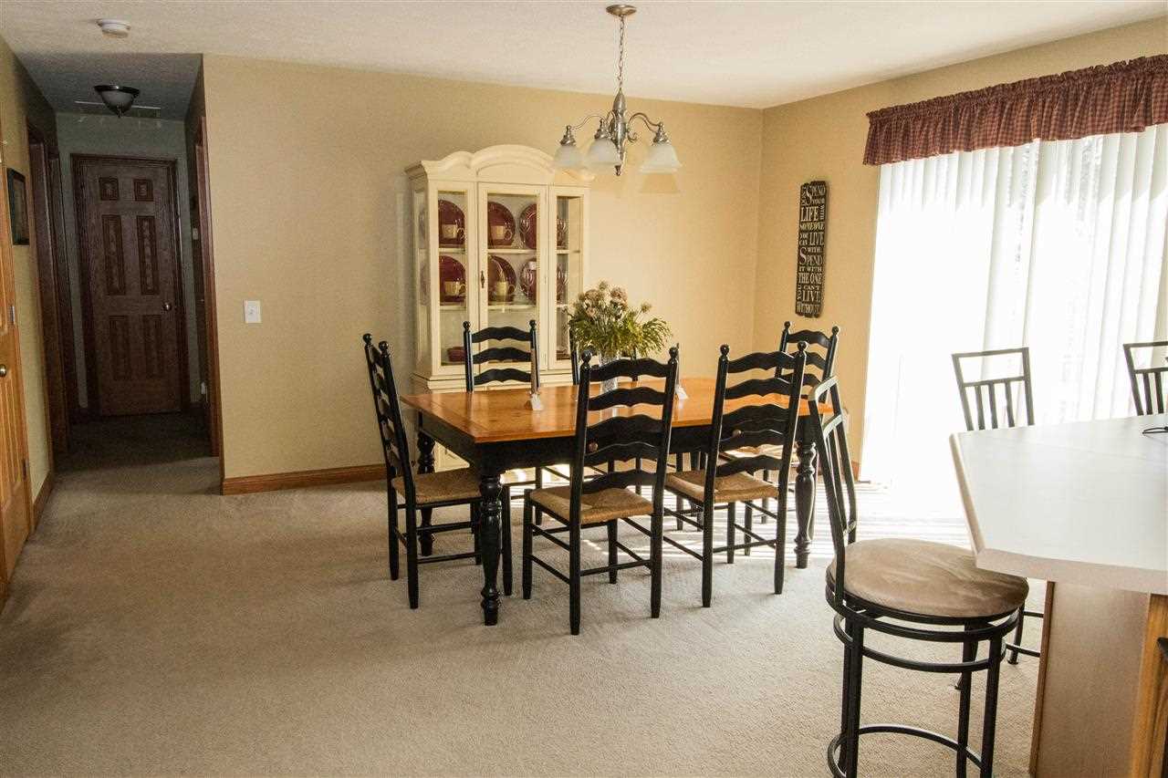 1742 S Henderson Rd, Vincennes, IN 47591 photo 5