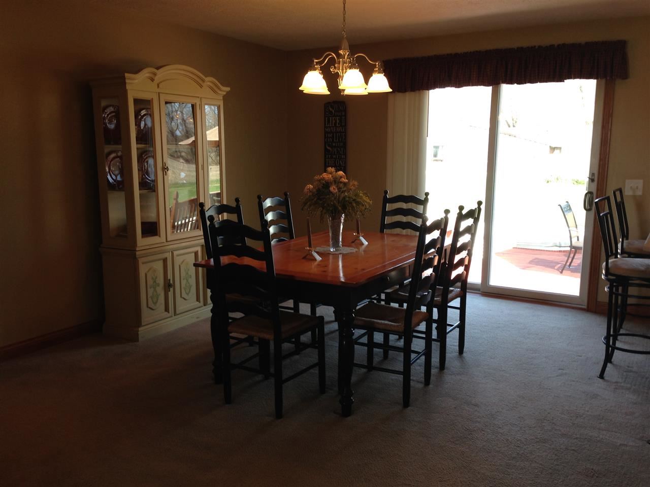 1742 S Henderson Rd, Vincennes, IN 47591 photo 6